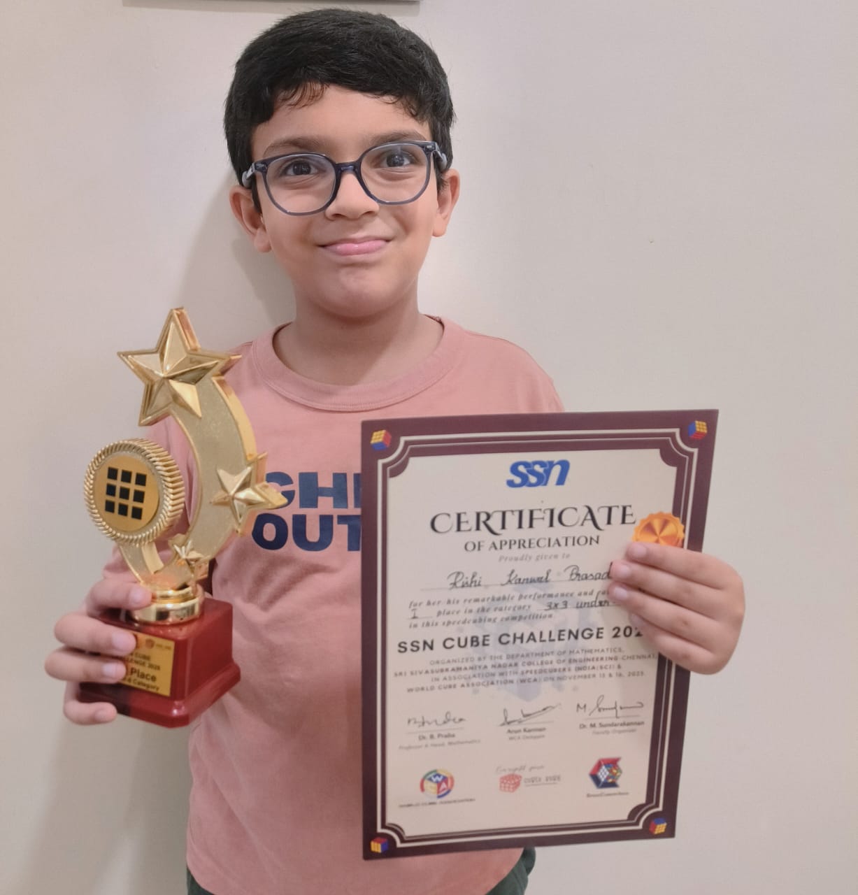 Rishi Kanwal with his competition award